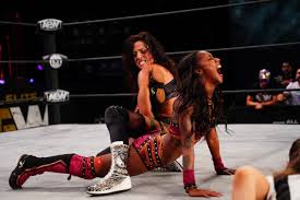 Velvet explains how she's preparing mentally and. Serena Deeb Successful In Her Return Title Match Puts On A Show Stealer With Red Velvet Laptrinhx News