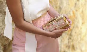 Si te gustan los ◻ bolsos plateados ◻ te va a encantar nuestra sección | tenemos muchos modelos donde escoger con ofertas baratas increíbles Bolsos De Mano Para Bodas Y Ceremonias Hogarmania