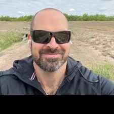 Fun Fact: At its peak, Ruthless Records was turning over more than $10  million a month 💰 #eazye #hiphop #pac #icecube #nwa #drdre #rap #snoopdogg  #tupac #eminem #westcoast #compton #oldschool #tupacshakur #oldschoolhiphop  #