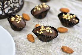 Biarkan coklat sejuk sehingga menjadi keras sebelum. Cara Cairkan Coklat Untuk Almond London Cara Untuk Membuat Biskut Almond London My Resepi Cara Termudah Untuk Mengencerkan Tekstur Cokelat Ganache Adalah Meghangatkan Di Microwave Stratift