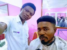 SALON ALPHA à kadutu/ Carrefour