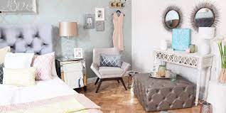 Carryhome hocker grau, gefertigtаυѕ textil. Blickfang Im Schlafzimmer Mit Satinbezogenen Hocker Instashop