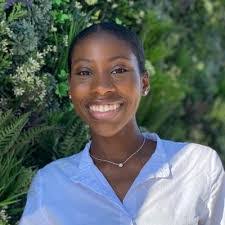 Mariah Osborne's Instagram, Twitter & Facebook