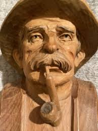 Black Forest Wood Carvings Man And Woman Bust (H-4.5/5”)