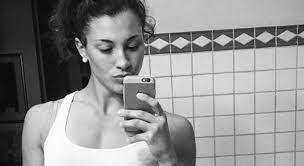 12 hours ago · beffa atroce per alice bellandi, uscita sconfitta con grandi rimpianti dal quarto di finale contro l'olandese sanne van dijke valido per i giochi olimpici di tokyo 2021 nella categoria fino a 70. Chi E Alice Bellandi Biografia E Vita Privata Della Judoka