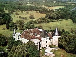 Chateau De Laxion Photos Et Histoire Du Chateau Fort De Laxion Chateau Chateau Fort Chateau France