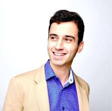 Aaron Pitterman's Instagram, Twitter & Facebook