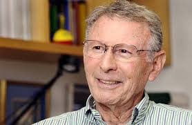 Paul Berg's Instagram, Twitter & Facebook