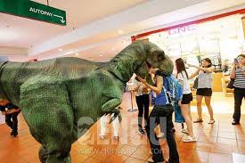 The walking with dinosaurs tv series changed the way we saw dinosaurs forever. Malaysia Dinosaur World Projects Animatronic Dinosaurs Dinosaur Costumes Dinosaur Rides Fiberglass Products Animatronic Dragons