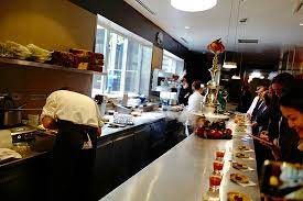 Alinea is currently hiring both boh and foh professionals to join. Alinea Chicago Lincoln Park Restaurant Bewertungen Telefonnummer Fotos Tripadvisor