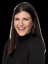 Patricia Holz's Instagram, Twitter & Facebook