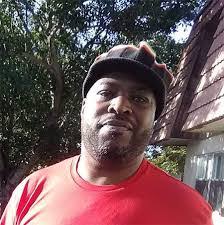 Horace Oliver's Instagram, Twitter & Facebook