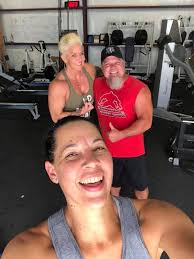Thanks to IFBB Pro Jennifer Singleton for stopping in for a workout today.  And the comedy relief (but consistent Gym rats) Summer and Sean.