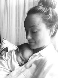 Talking about her parent's wealth, daisy shares the net worth of millionaire daisy sudeikis might be privileged to be the child of her famous celebrity parents, but she's not the only one. Olivia Wilde Embraces Motherhood With Easy Beauty Cues Vogue