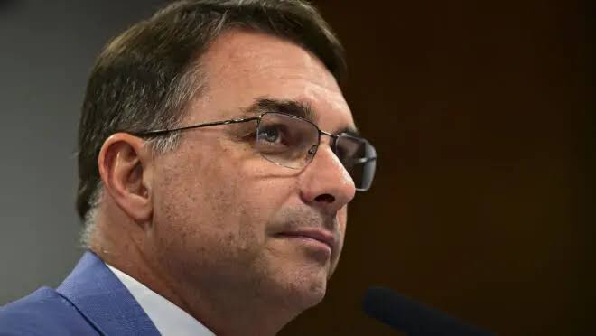 Os recados de Flávio Bolsonaro ao mercado em evento do BTG
