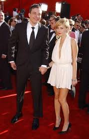 Visit the official website for the tonight show starring jimmy fallon, broadcast live from rockefeller center in new york. Jimmy Fallon Tara Subkoff At The 2002 Emmys Old Love Emmy Awards Red Carpet Gowns