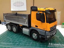 Videos kenworth t 470 (class 7/8) tamiya rc 1/14 diy tipper trailer in hk. Tamiyabase Com Blakbird S 56357 Mercedes Benz Arocs Tipper Build Tamiyabase Forum
