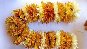 Navrathri Special Flower Garland Making Different Method To Tie Flower How To Make Garland Flower Garlands Flower Art