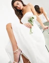 Vestiti raffinati per la mamma della sposa. Abiti Da Sposa Vestiti Da Cerimonia Asos