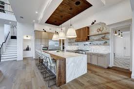 White oak kitchen cabinets are currently looking unbelievable with beauty and beauty that make it worth the price as priceless wood cabinets. 25 Dream Kitchens In Wood And White Refined Cozy And Functional
