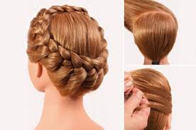 Technik Flechten Annerose Cutivel S Klassicher Haarkranz Hair Beauty Imsalon At Geflochtene Frisuren Flechtfrisur Lange Haare Flechtfrisuren