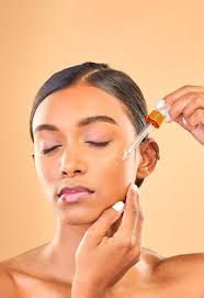 Buy Saffron Brightening Serum Online in Pakistan