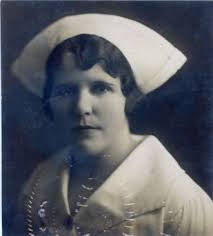 Alice Depew's Instagram, Twitter & Facebook