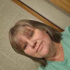 A well-deserved celebration in the Pee Dee! Division chief nursing officer Donna  Wilmoth recently presented the Daisy Award for excellence in nursing to  licensed practical nurse Ramonta McAlister, the first MUSC Health