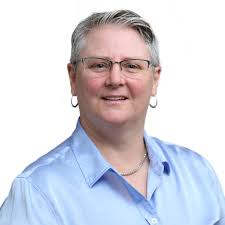 Karin Schott's Instagram, Twitter & Facebook