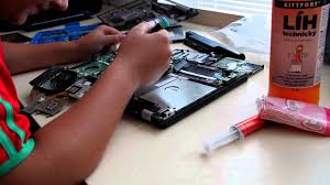 Vymena Teplovodive Pasty Na Notebooku Youtube