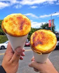 Clickapp On Instagram Creme Brulee Crepe Cones These Are Stuffed With Vanilla Ice Cream And Nutella And Strawberries I Creme Brulee Fruit Sandwich Food