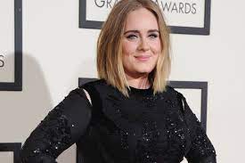 Adele • alessia cara • alli fitz • ariana grande • aurora • avril lavigne • bea miller • bebe rexha • billie eilish • bridgit mendler • britney spears • camila cabello • carly rae jepsen • cher lloyd. Adele Uberrascht Mit Neuer Frisur Und Ist Kaum Wiederzuerkennen Glamour