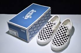 Black And White Checker Vans Slip On Vans Vault Og Classic Slip On Lx Black White Checkerboard Vans Checkerboard Slip On Vans Vans Checkerboard