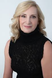 Nancy Bonanno's Instagram, Twitter & Facebook