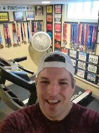 A bit icy outside, so kept it inside for a nice 4 mile run. Added some  rolling inclines to keep things fun. Don't need things to get boring this  early in a