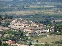 Ce dernier reste néanmoins joignable par téléphone, ou directement sur son site internet, en cas de questions ou de réclamations de votre part. Moux Map Of Moux 11700 France