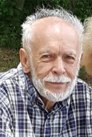 Kenneth Battelle. Born in Syracuse in 1927, he grew up to become known as  the first-ever celebrity hairstylist. Kenneth was the son of Kenneth Senior  and Virginia. At the time of his