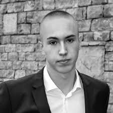 Rose Dacey's Instagram, Twitter & Facebook