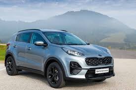 Zwar gibt es noch keine wirklich guten bilder aus dem innenraum, aber hier erwarten wir große aktualisierungen, so dass der sportage im wettbewerbsintensiven. Kia Sportage Nun Als Black Edition Der Autotester De