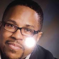 Cindy Cephas's Instagram, Twitter & Facebook