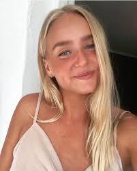 🐶Dog loving person wanted🙌 Jagger and I are looking for someone to share  our apartment with in Alingsås