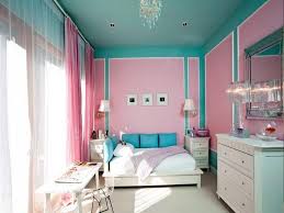 Turquoise And Pink Room Something My Oldest Daughter Would Love Love The Colors Girls Bedroom Paint Bedroom Paint Design Little Girl Rooms