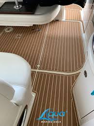 Non Skid Teak Boat Decking In 2020 Custom Decks Teak Deck