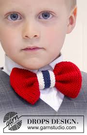 Mai vogner og vi fikk så mange henvendelser om å kjøpe stæsjet, speiselt sløyfene vi hadde pimpet vognen med. 17 Mai Sloyfe Drops Extra 0 846 Free Knitting Patterns By Drops Design