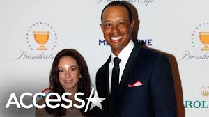 Tiger woods lives in windermere florida, outside of orlando. Tiger Woods Shares Rare Photo With Girlfriend Kids In Quarantine Youtube