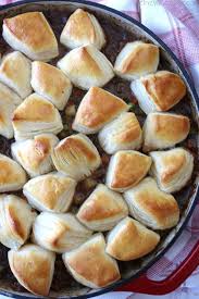 Skillet Ground Beef And Biscuits Recipe Beef Gravy Recipe Food Quick Family Meals