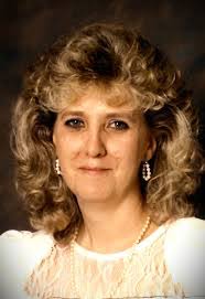 Beth Stapleton's Instagram, Twitter & Facebook