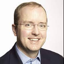 Andrew Dampier's Instagram, Twitter & Facebook