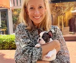 Kate Rose's Instagram, Twitter & Facebook