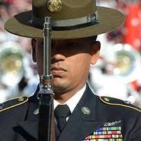 Staff Sgt. Luis Diaz, left, gunnery sergeant with Battery